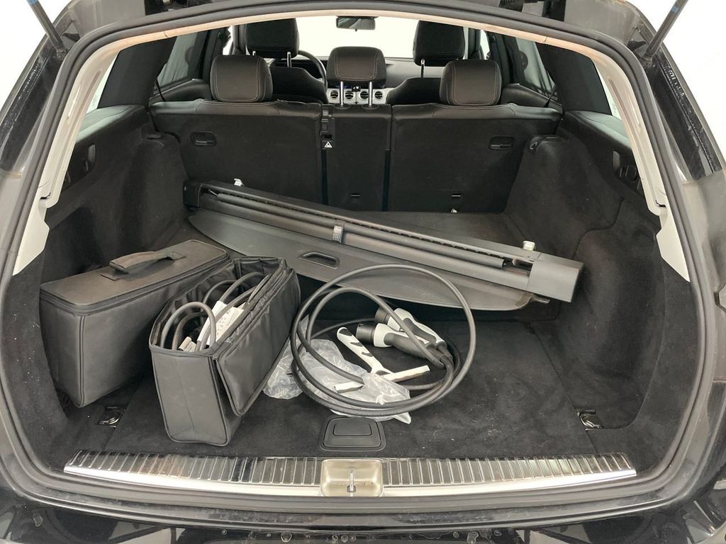 Mercedes-Benz E 300 2022