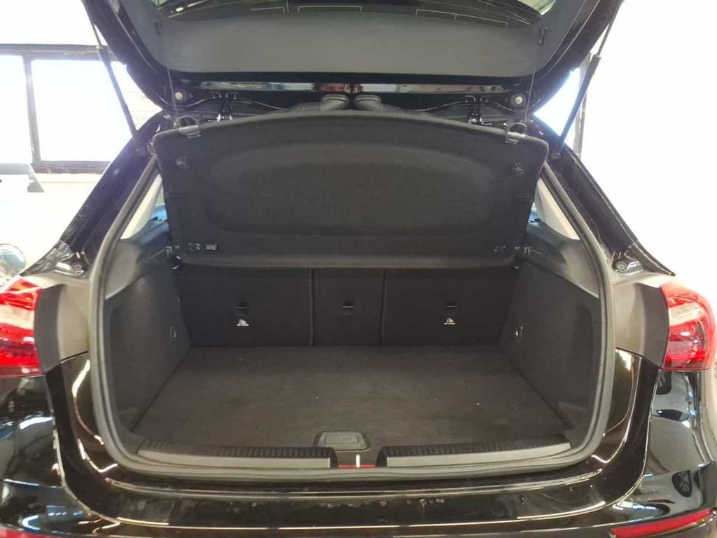 Mercedes-Benz A 250 2021