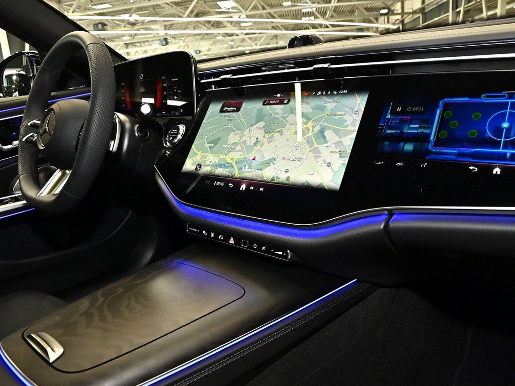 Mercedes-Benz E 220 2026