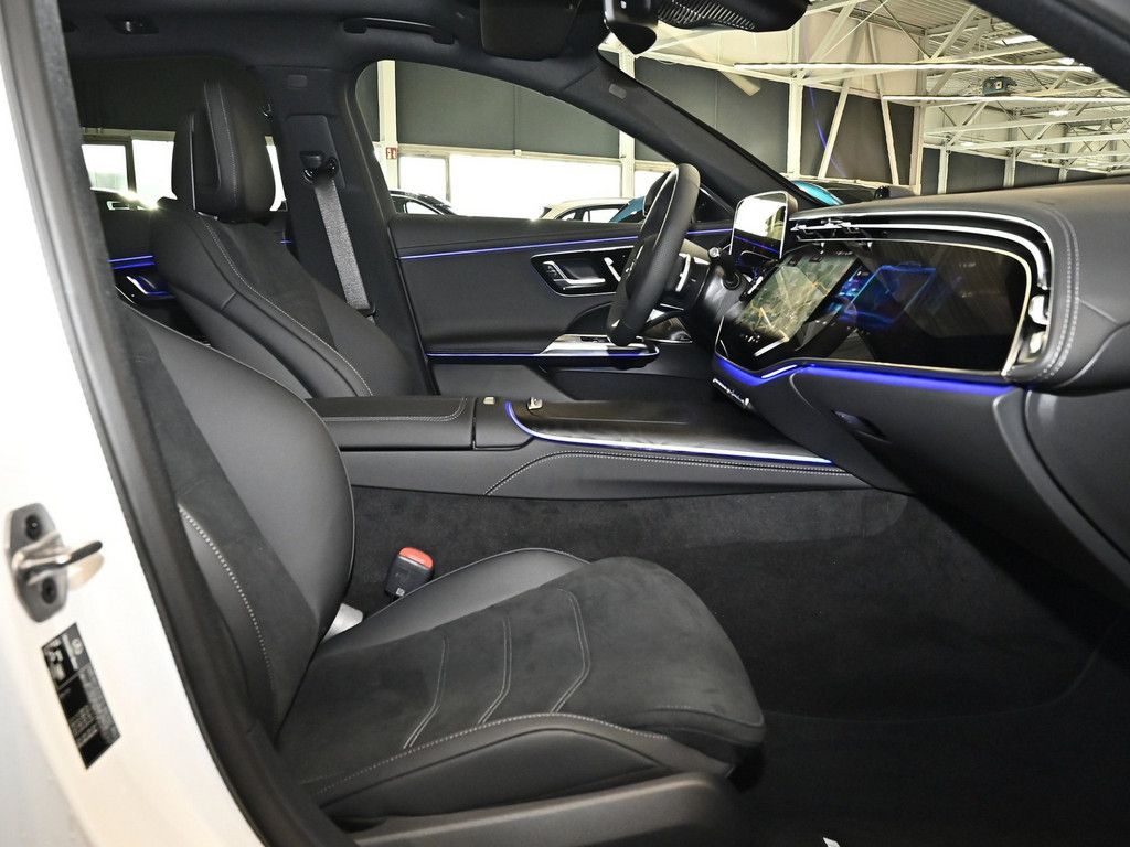 Mercedes-Benz E 220 2026