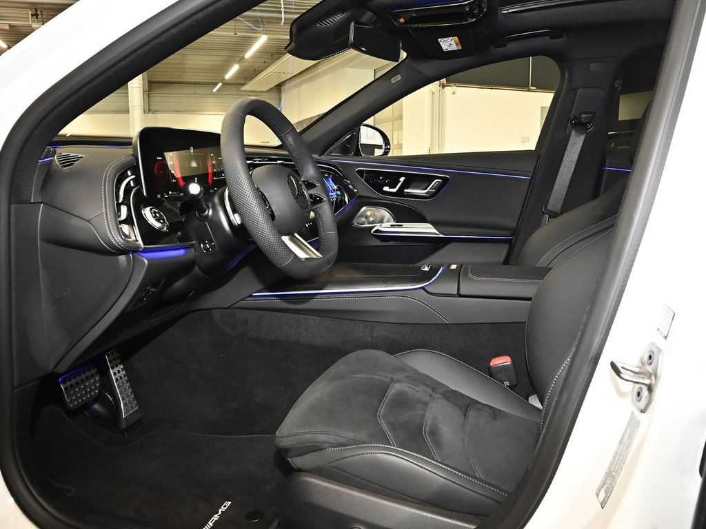 Mercedes-Benz E 220 2026