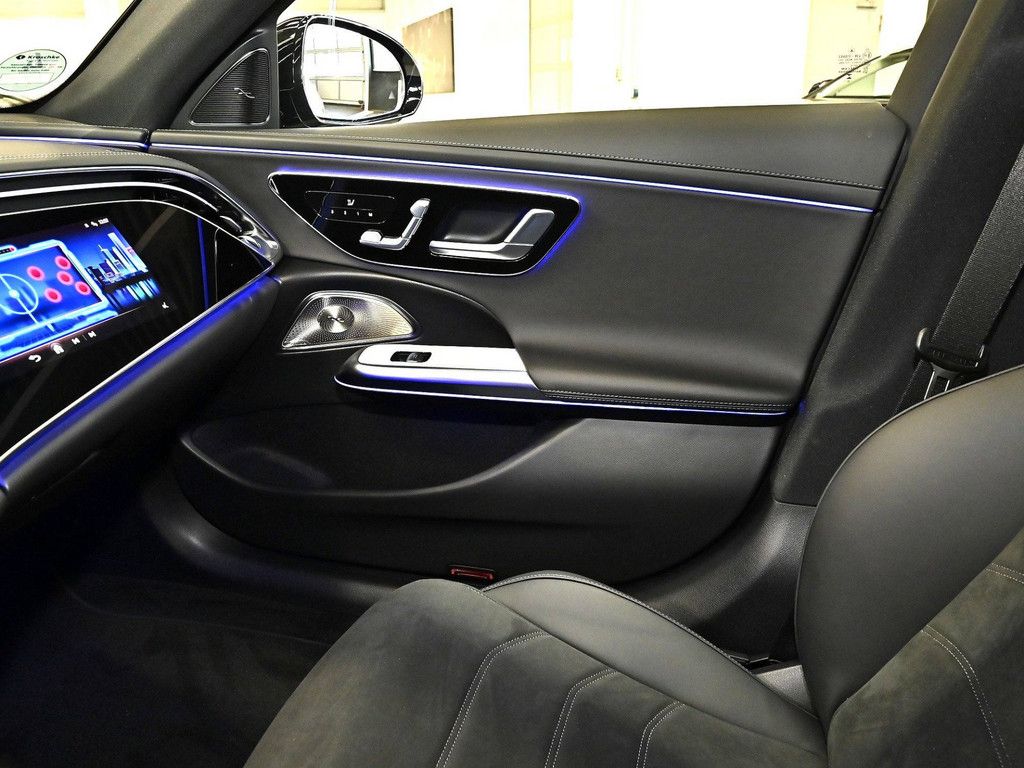 Mercedes-Benz E 220 2026