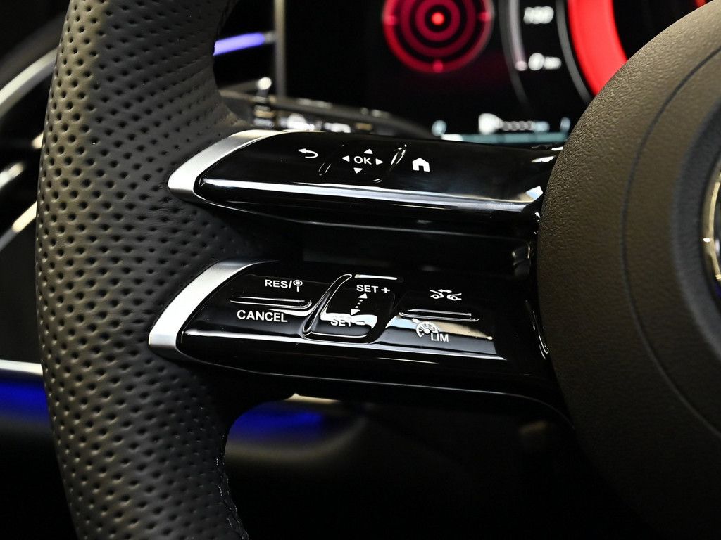 Mercedes-Benz E 220 2026