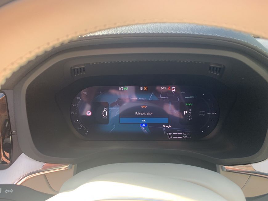 Volvo XC60 2025