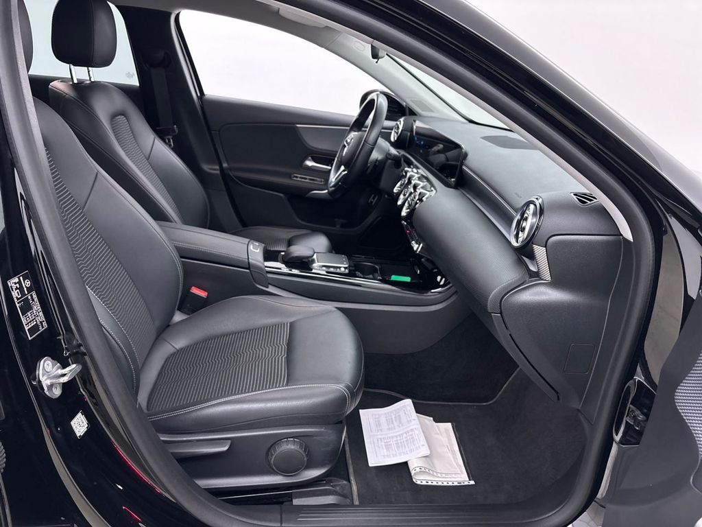 Mercedes-Benz A 250 2021