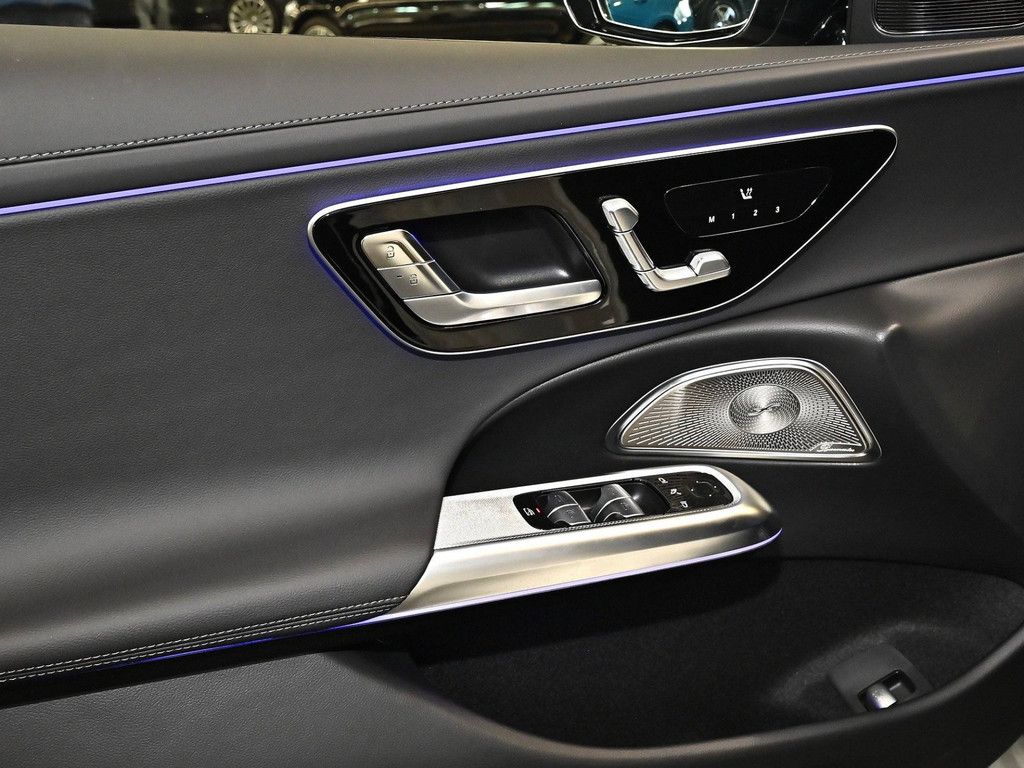 Mercedes-Benz E 220 2026