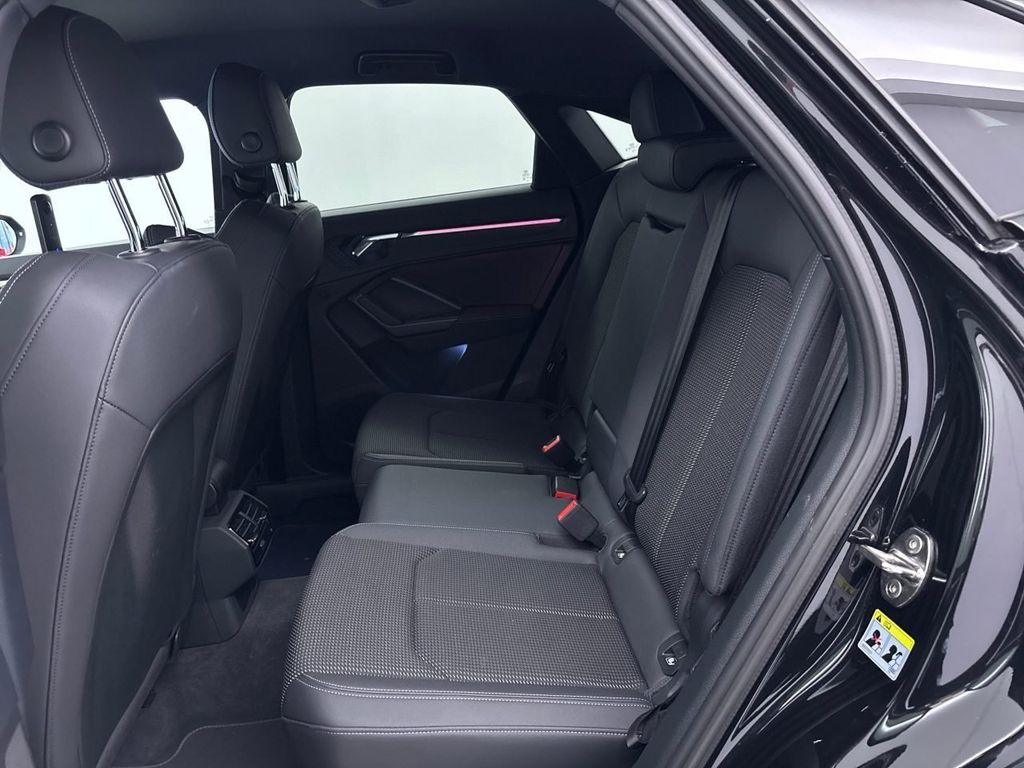 Audi Q3 2021