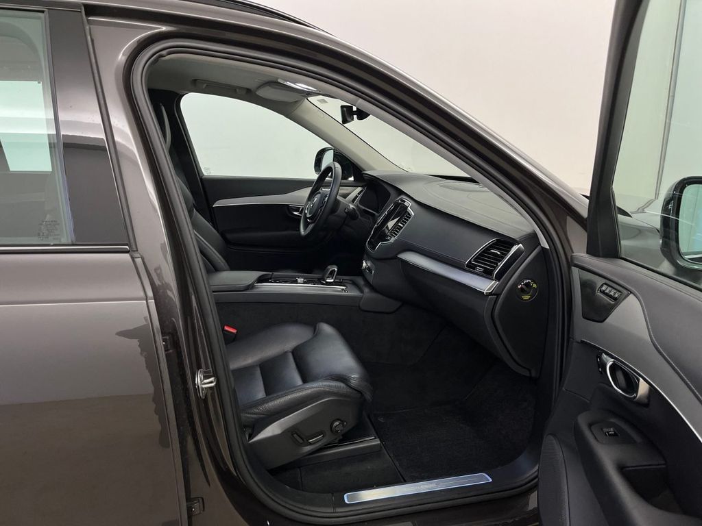 Volvo XC90 2022