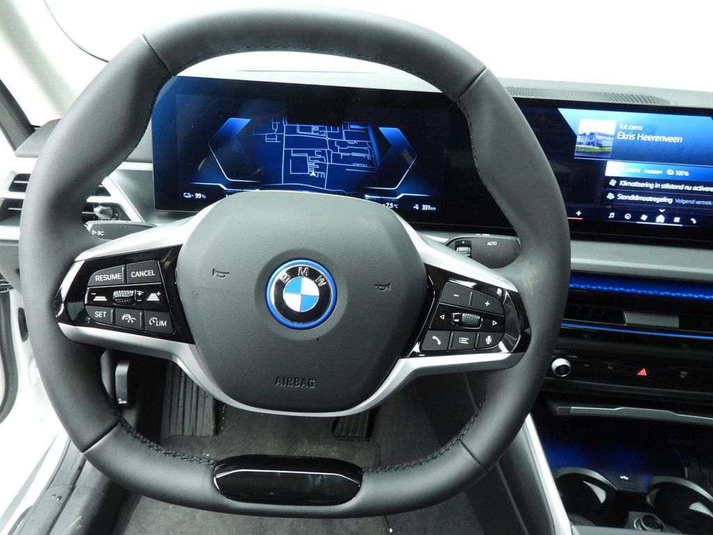 BMW i4 2025