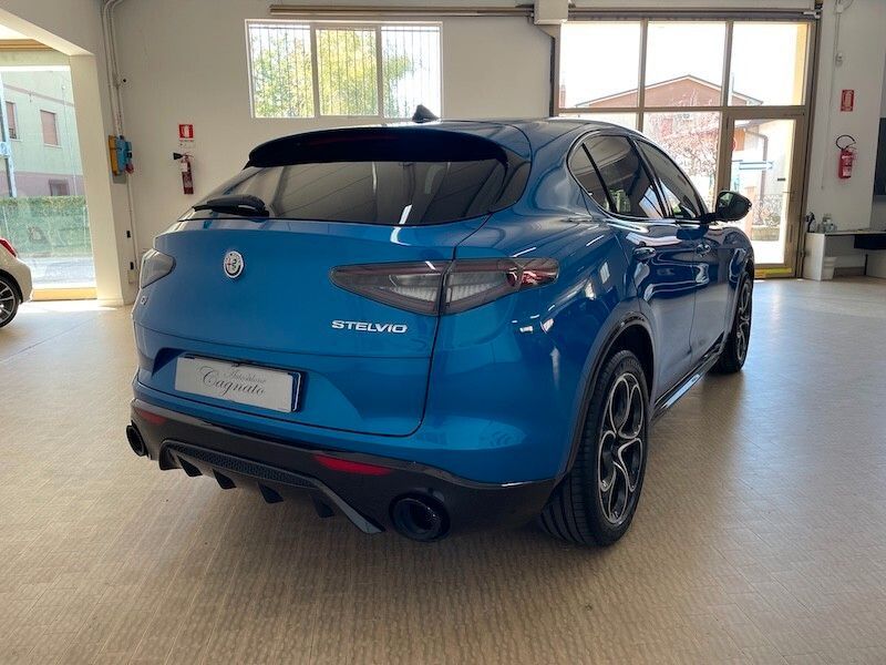 Alfa Romeo Stelvio 2024