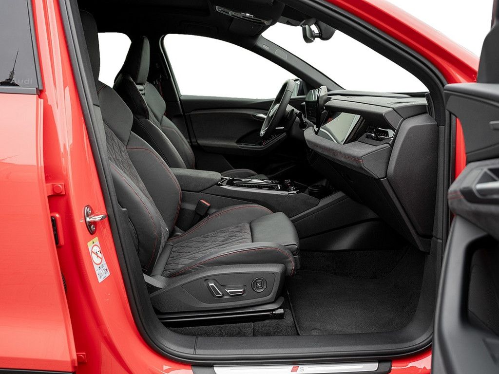 Audi SQ6 e-tron 2025