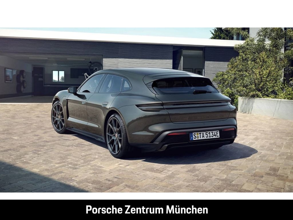 Porsche Taycan 2022