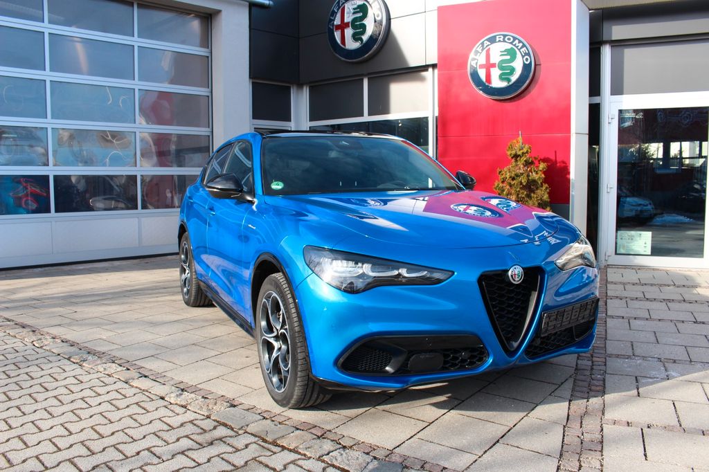Alfa Romeo Stelvio 2023