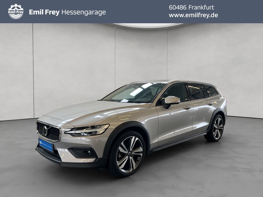 Volvo V60 Cross Country 2024