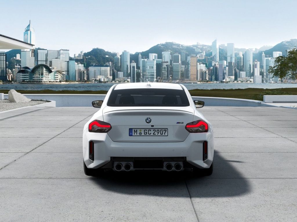 BMW M2 2025