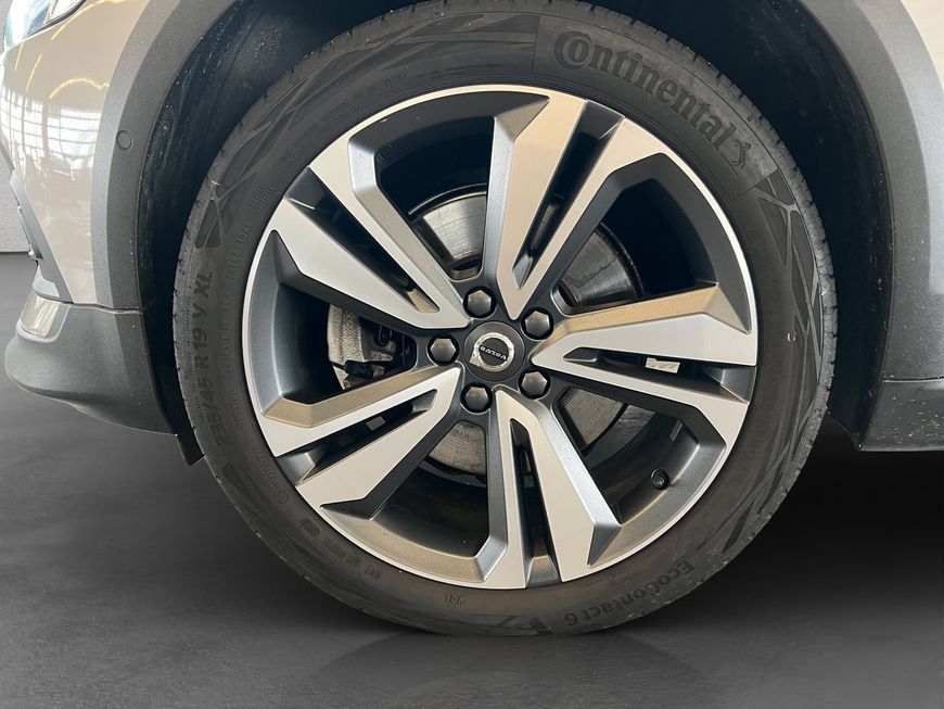 Volvo V60 Cross Country 2024