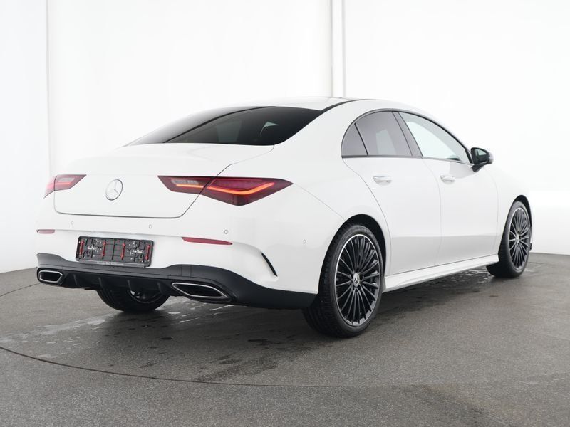 Mercedes-Benz CLA 200 2025