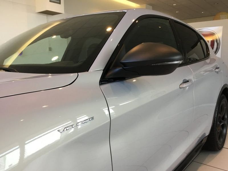 Alfa Romeo Stelvio 2025