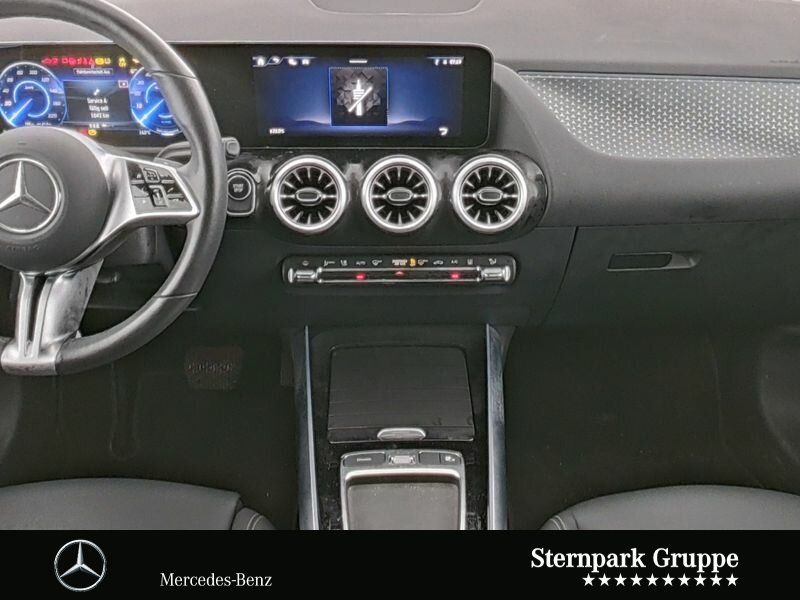 Mercedes-Benz EQA 2025