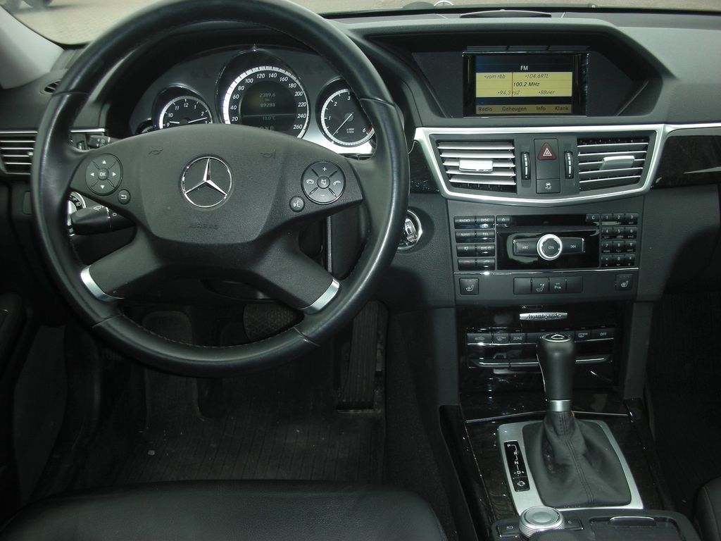 Mercedes-Benz E 250 2009