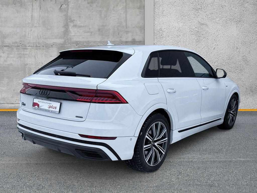 Audi Q8 2022