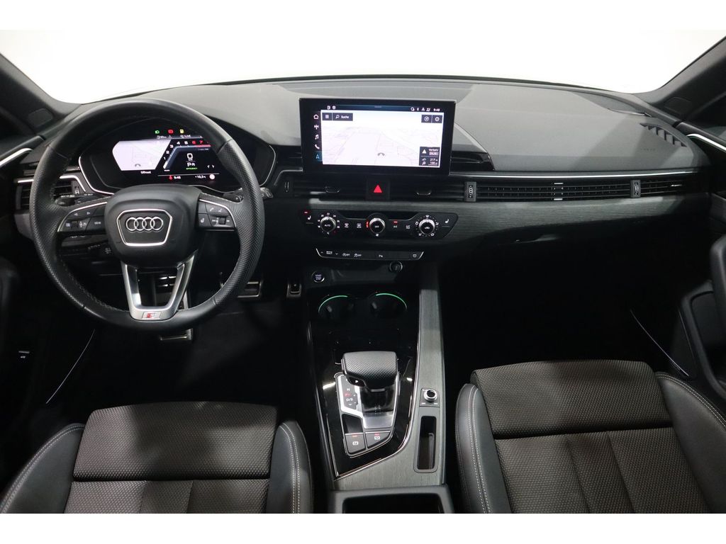 Audi A4 2024