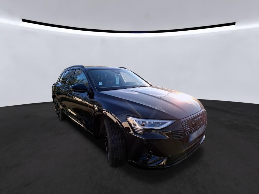 Audi e-tron 2022