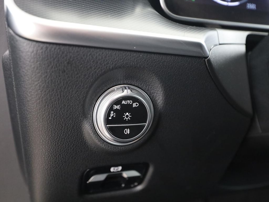 Mercedes-Benz C 220 2023