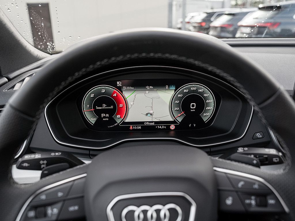 Audi SQ5 2024
