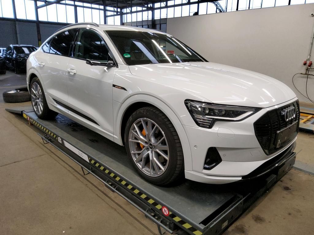 Audi e-tron 2022