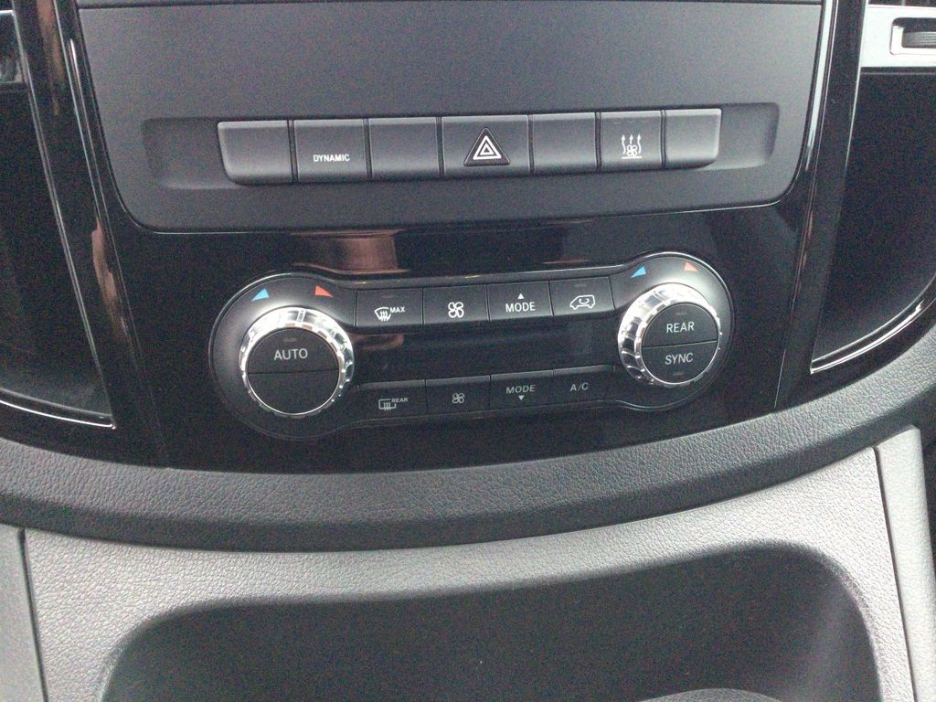 Mercedes-Benz eVito 2021