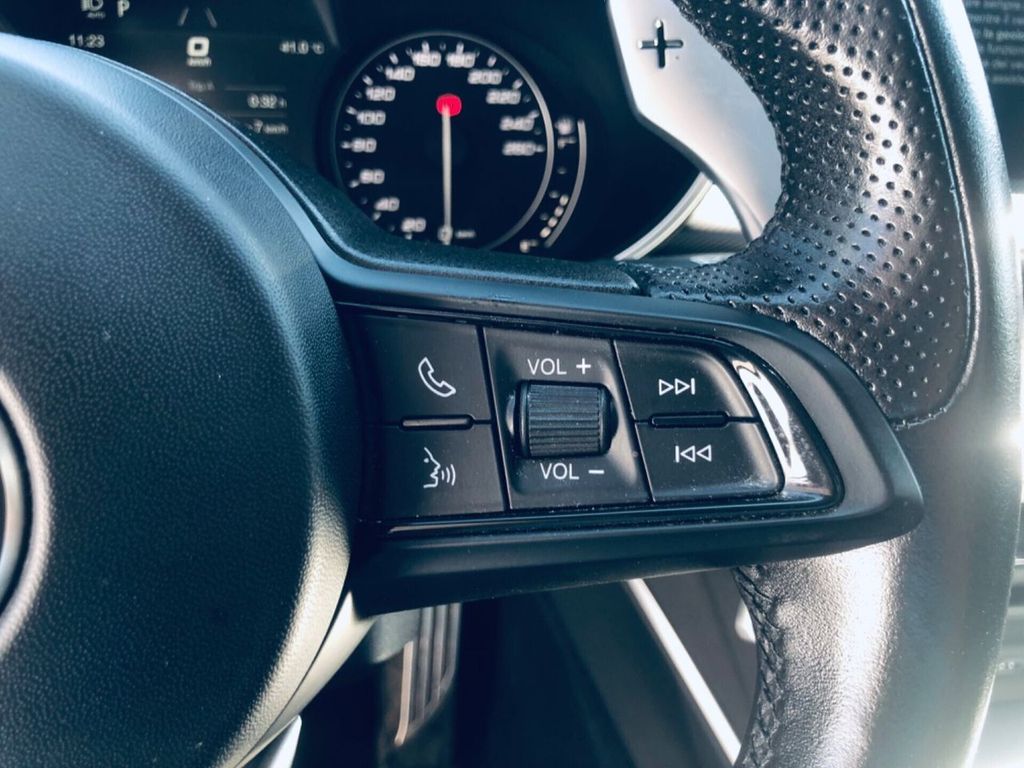 Alfa Romeo Stelvio 2019