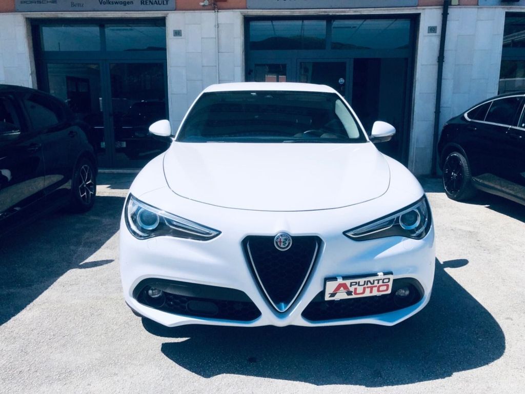 Alfa Romeo Stelvio 2019