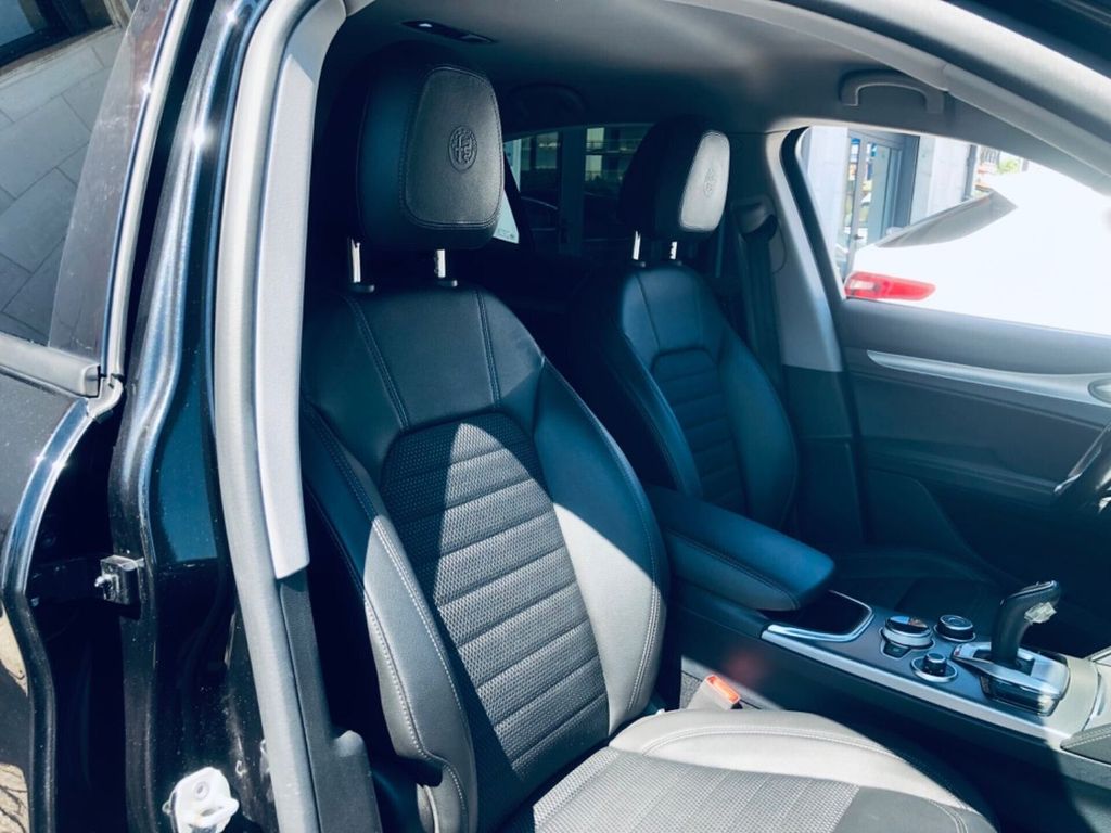 Alfa Romeo Stelvio 2019