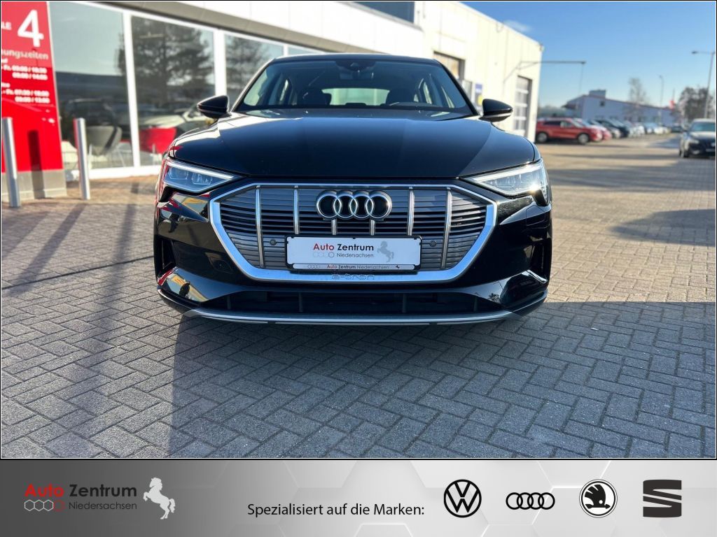 Audi e-tron 2023