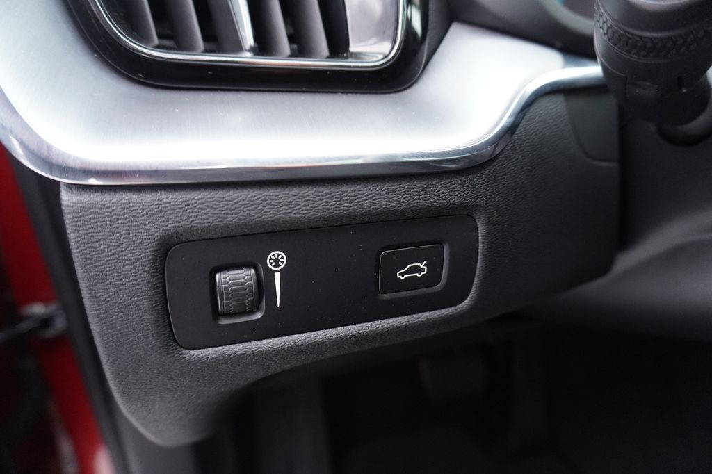 Volvo XC60 2022
