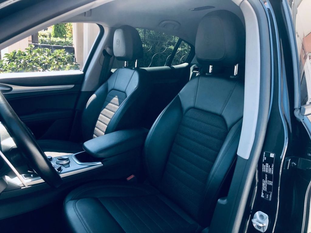 Alfa Romeo Stelvio 2019