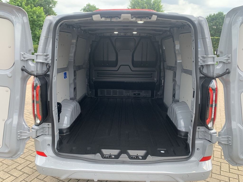 Ford Transit Custom 2025