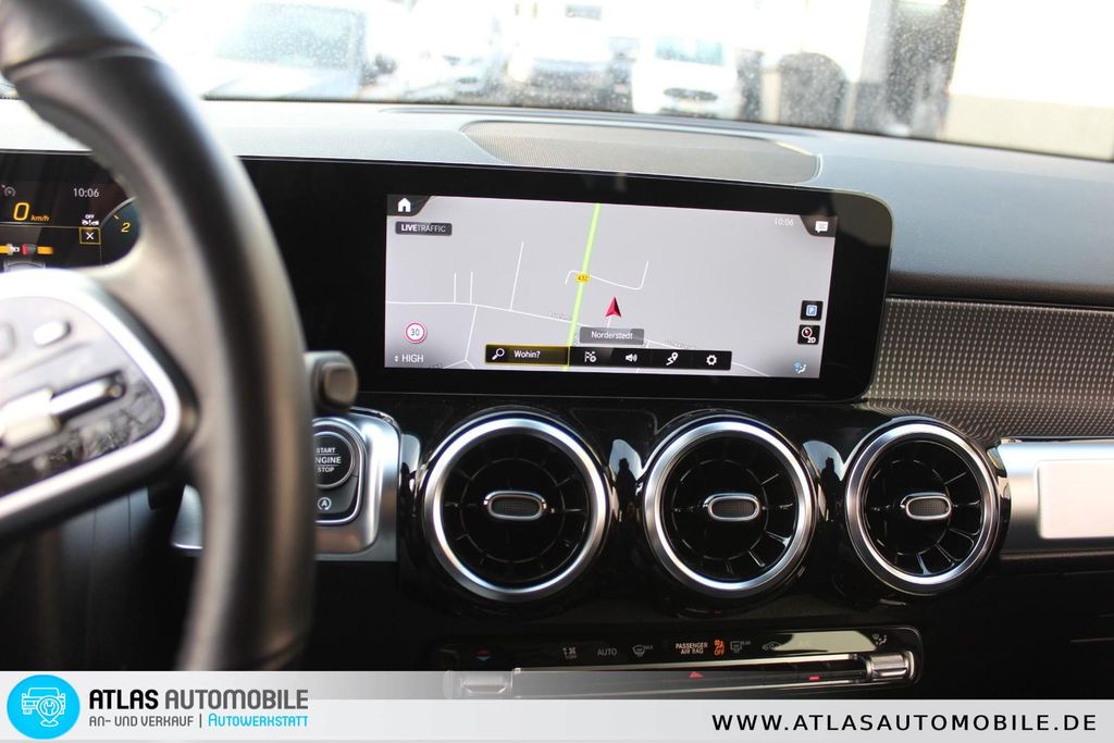 Mercedes-Benz GLB 180 2023