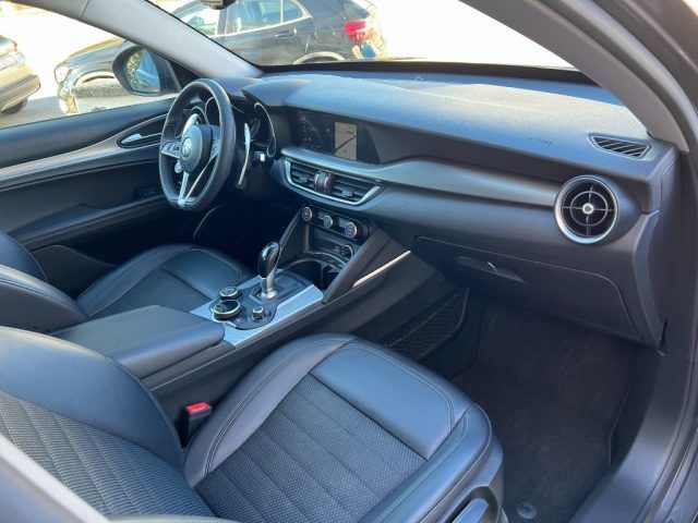 Alfa Romeo Stelvio 2019