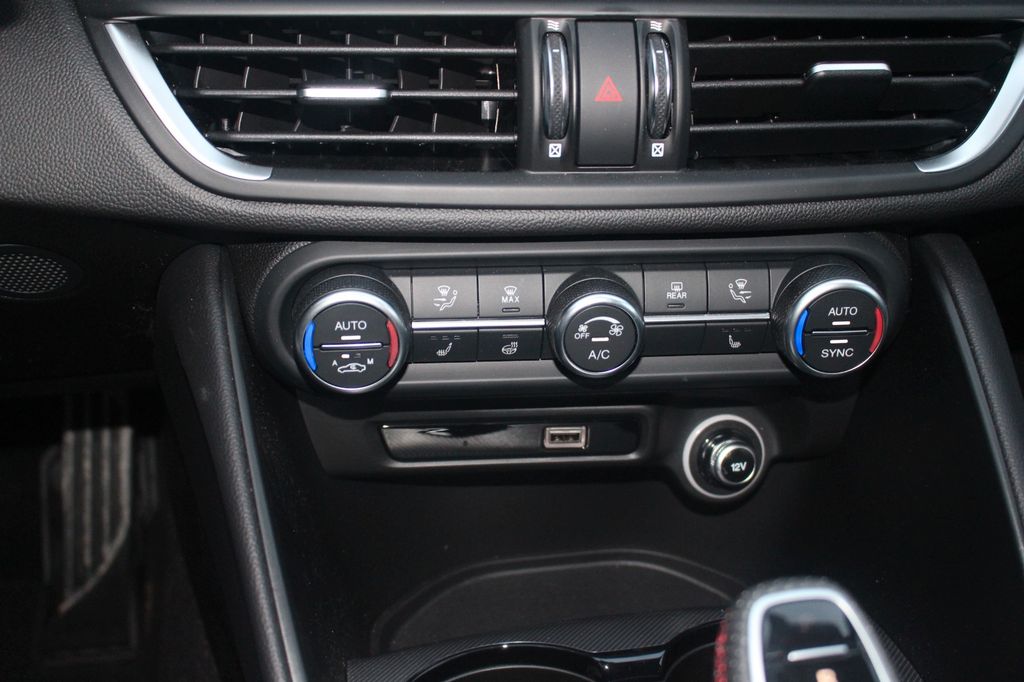 Alfa Romeo Giulia 2023