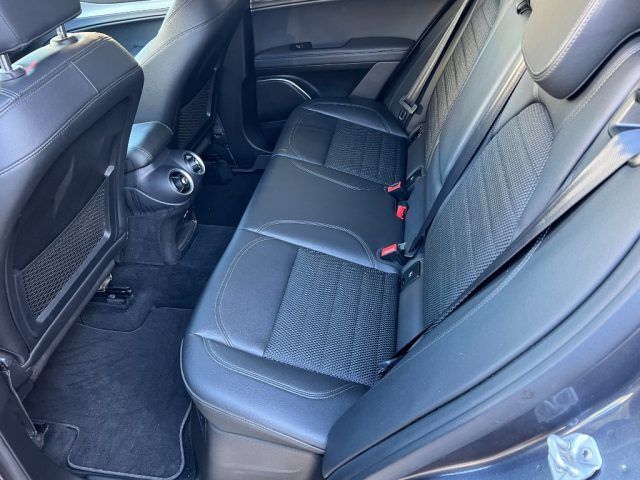 Alfa Romeo Stelvio 2019