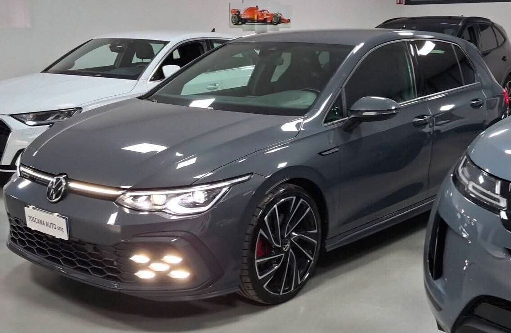 Volkswagen Golf 2021
