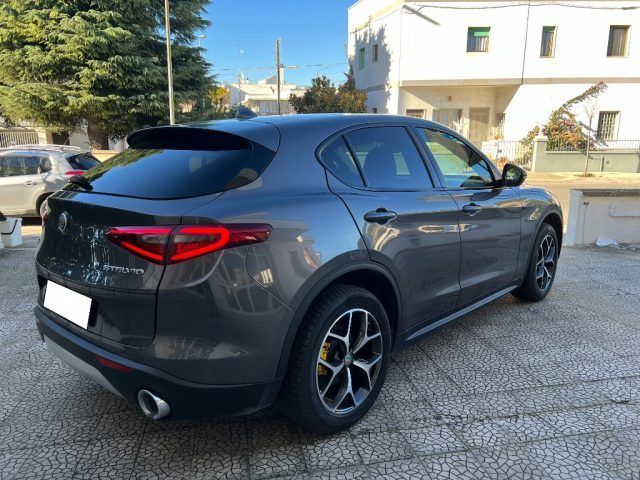 Alfa Romeo Stelvio 2019