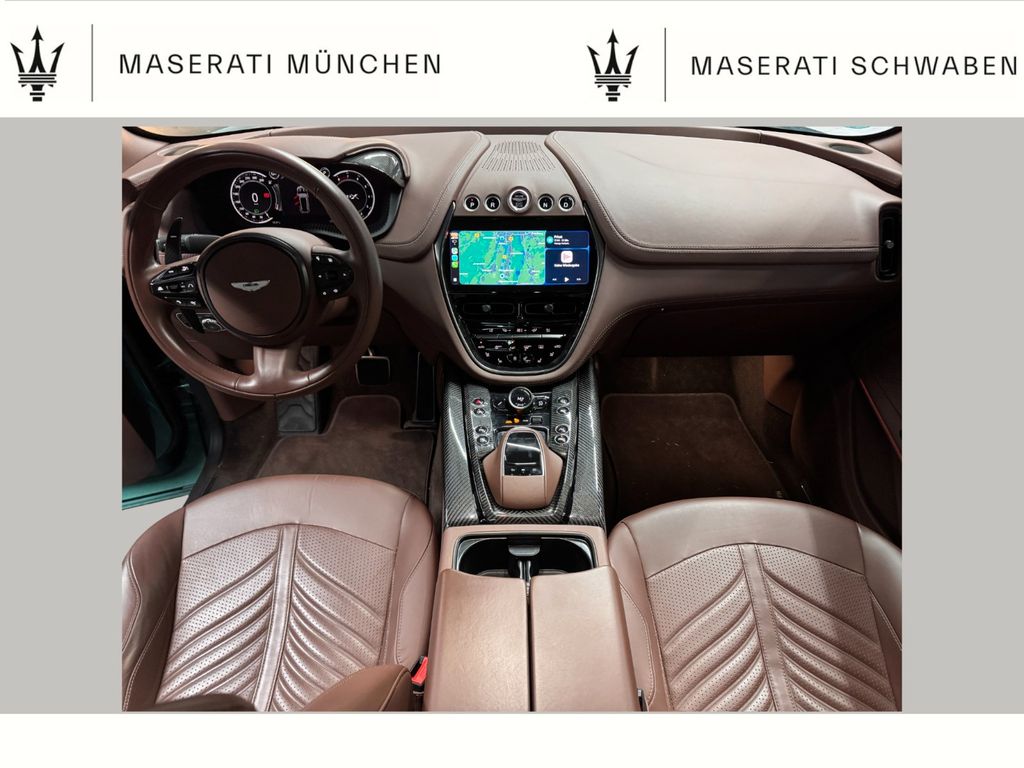 Aston Martin DBX 2024