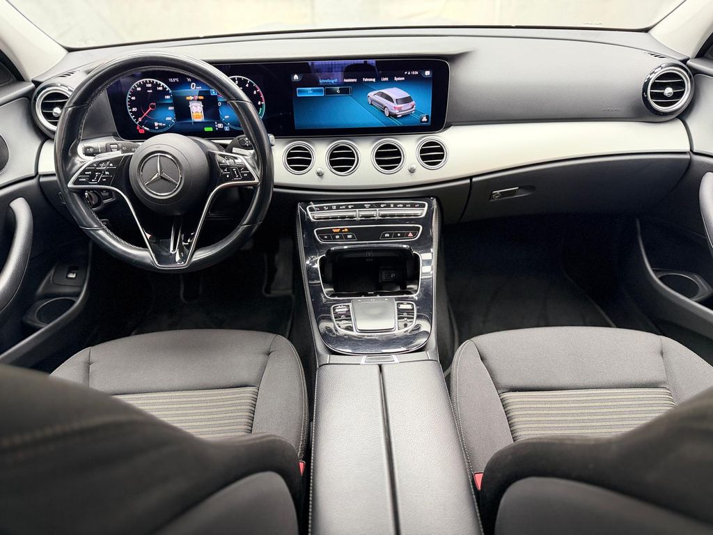Mercedes-Benz E 300 2021