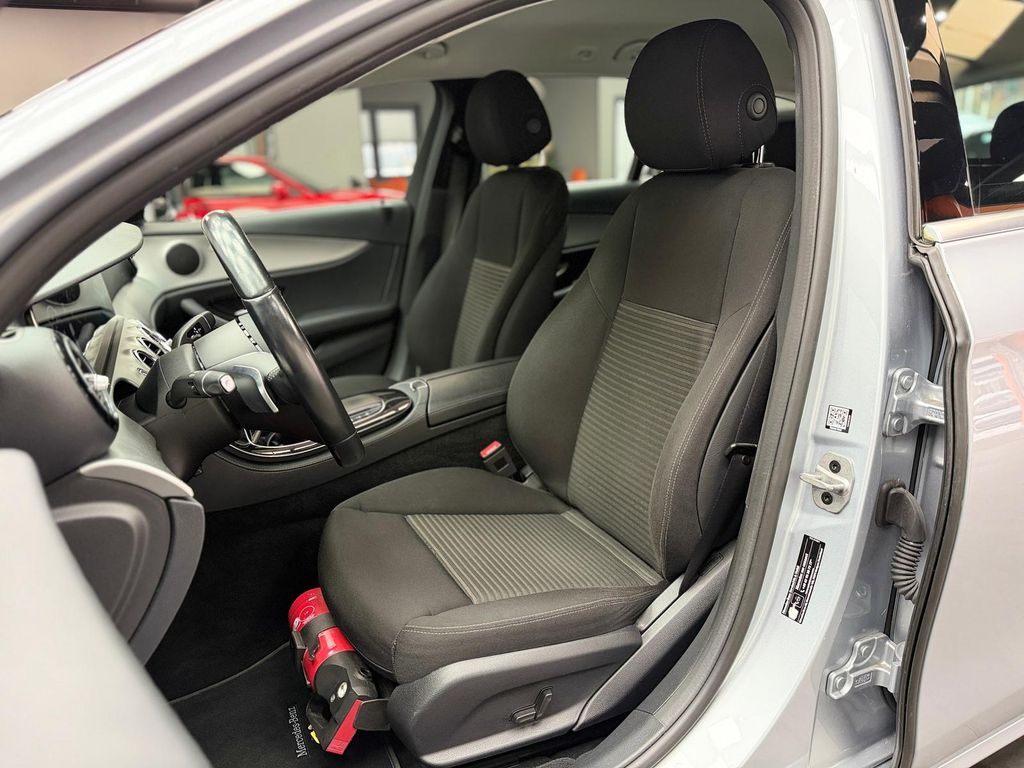 Mercedes-Benz E 300 2021