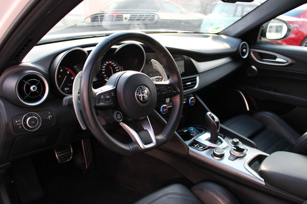 Alfa Romeo Giulia 2022