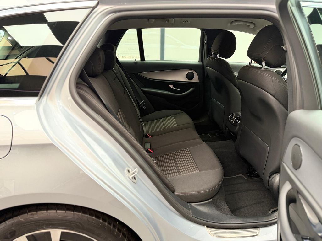 Mercedes-Benz E 300 2021