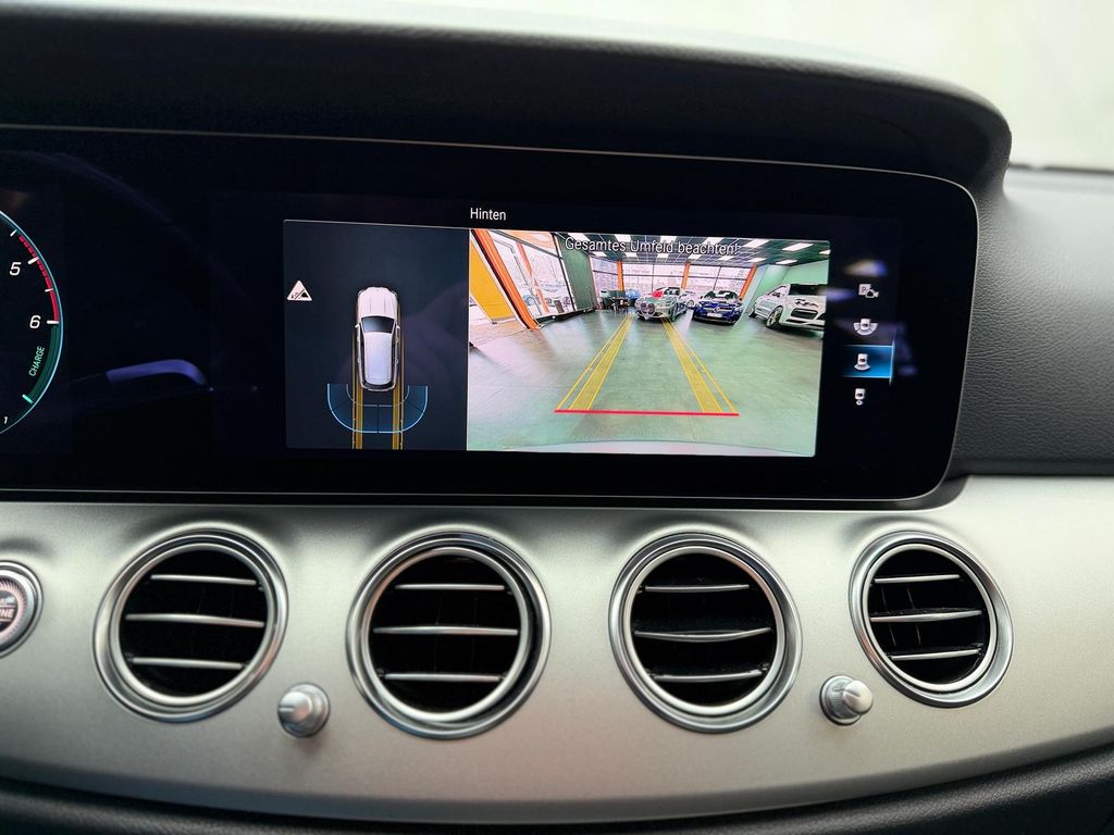 Mercedes-Benz E 300 2021